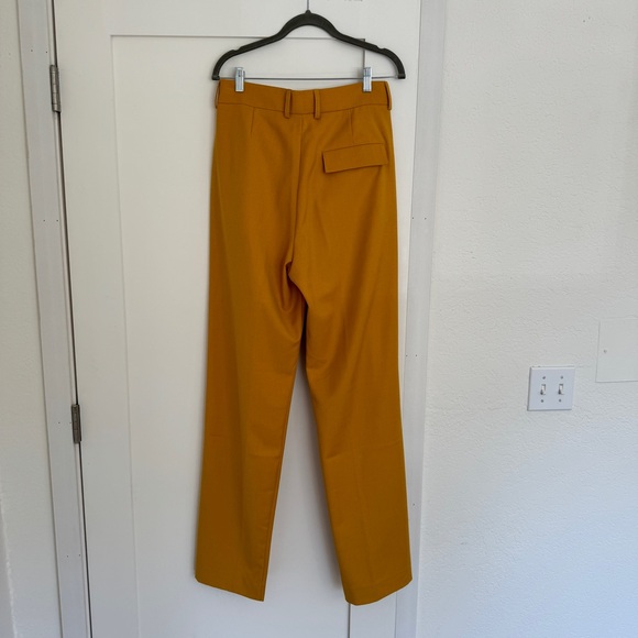 Ushatava mustard suit - Picture 5 of 7